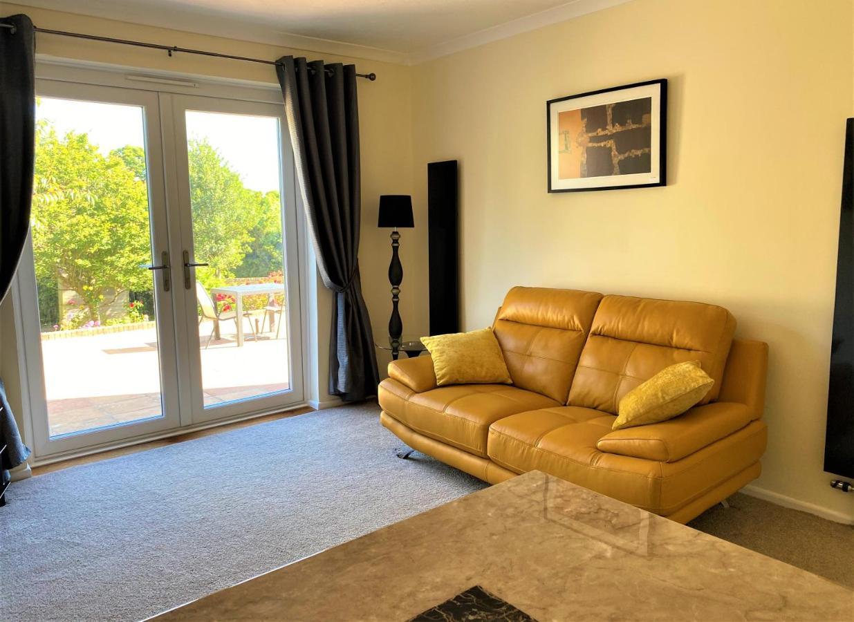 Апартаменти Luxury Suntrap In Private Complex St Leonards Гастінгс Екстер'єр фото